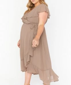 Show Me Your Mumu Jess Ruffle Midi Dress ~ Dune Chiffon Dresses