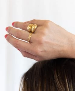 Show Me Your Mumu Gorjana G Ring Set ~ 18K Gold Plated New Mu 12 Show Me Your Mumu Gorjana G Ring Set ~ 18K Gold Plated New Mu