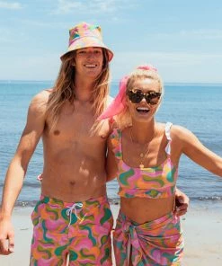 Show Me Your Mumu Kens Trunks ~ Barbie™ Party Wave