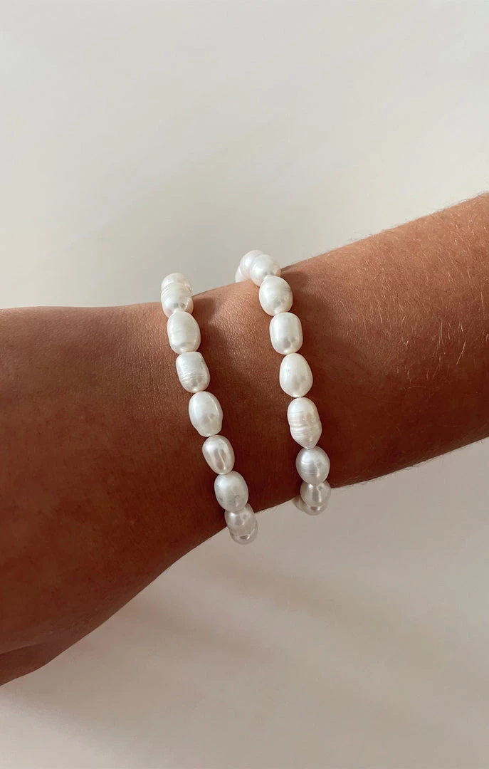 Show Me Your Mumu ALV Jewels Arielle Pearl Bracelet ~ Ivory New Mu 3 Show Me Your Mumu ALV Jewels Arielle Pearl Bracelet ~ Ivory New Mu