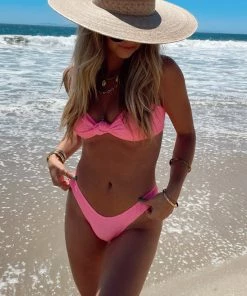 Show Me Your Mumu Silvana Bottom ~ Electric Pink Scrunch