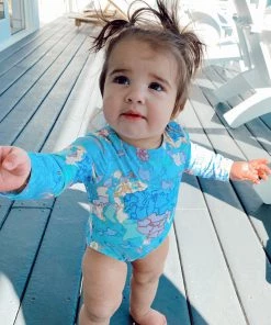 Show Me Your Mumu Millie Rashguard ~ World Tour