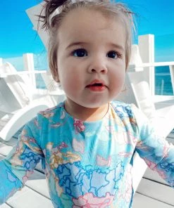 Show Me Your Mumu Millie Rashguard ~ World Tour