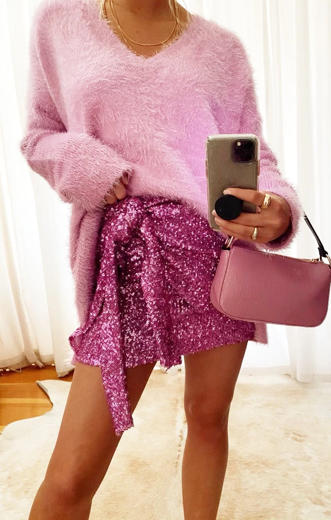 Show Me Your Mumu New Mu Why Knot Skirt ~ Magenta Sequins 3 Show Me Your Mumu New Mu Why Knot Skirt ~ Magenta Sequins