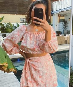 Show Me Your Mumu Tops Claudia Crop Top ~ Pink Majestic Palm