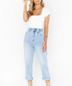 Show Me Your Mumu Emilia Mom Jeans ~ Blue Falls 11 Show Me Your Mumu Emilia Mom Jeans ~ Blue Falls