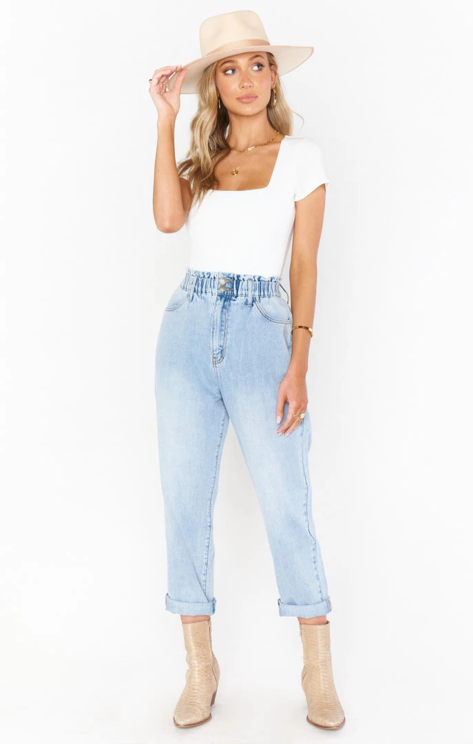 Show Me Your Mumu Emilia Mom Jeans ~ Blue Falls 7 Show Me Your Mumu Emilia Mom Jeans ~ Blue Falls