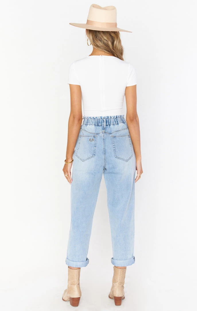 Show Me Your Mumu Emilia Mom Jeans ~ Blue Falls 6 Show Me Your Mumu Emilia Mom Jeans ~ Blue Falls