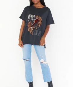 Show Me Your Mumu Airport Tee ~ Rebel Tiger Graphic