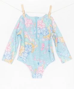 Show Me Your Mumu Millie Rashguard ~ World Tour