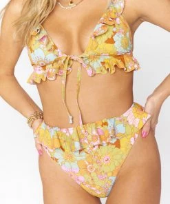 Show Me Your Mumu Island Ruffle Bottom ~ Groovy Blooms