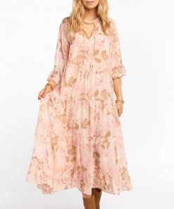 Show Me Your Mumu Viola Maxi Dress ~ Hydrangea Blooms 19 Show Me Your Mumu Viola Maxi Dress ~ Hydrangea Blooms
