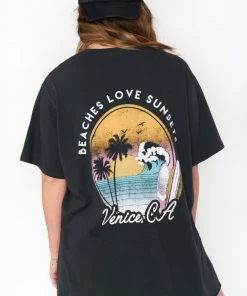 Show Me Your Mumu Venice Graphic Trucker Hat ~ Black New Mu 10 Show Me Your Mumu Venice Graphic Trucker Hat ~ Black New Mu