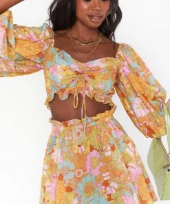 Show Me Your Mumu Jenna Top ~ Groovy Blooms