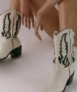 Show Me Your Mumu New Mu Billini Norva Western Boot ~ Bone/Black 13 Show Me Your Mumu New Mu Billini Norva Western Boot ~ Bone/Black