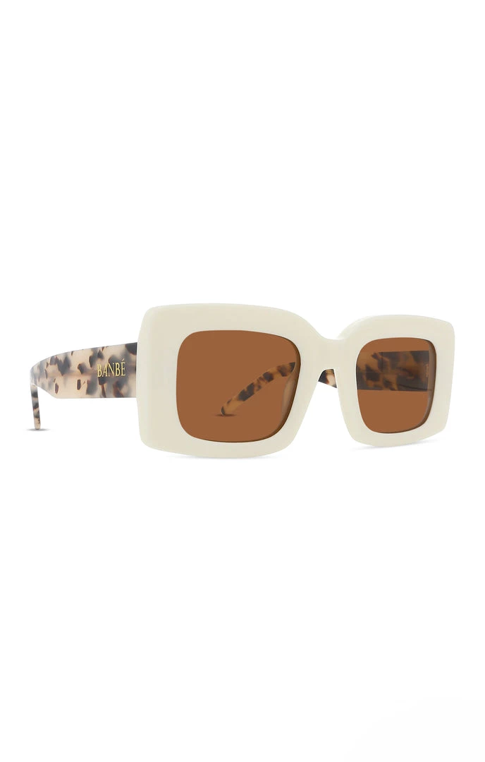 Show Me Your Mumu Banbè Eyewear The Kendall Sunglasses ~ Ivory & Blonde Tort 10 Show Me Your Mumu Banbè Eyewear The Kendall Sunglasses ~ Ivory & Blonde Tort