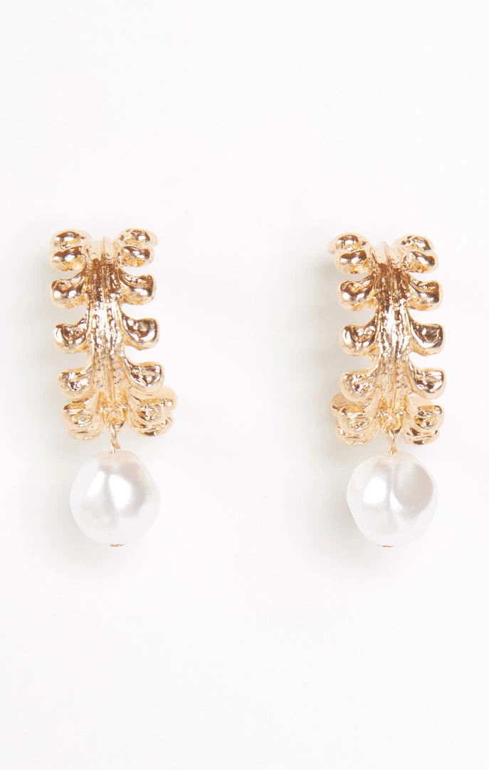 Show Me Your Mumu Zana Hoop Earrings ~ Gold Accessories 7 Show Me Your Mumu Zana Hoop Earrings ~ Gold Accessories