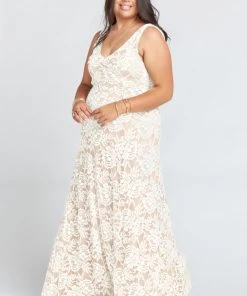 Show Me Your Mumu Jenn Maxi Dress ~ Lovers Lace Show Me The Ring 16 Show Me Your Mumu Jenn Maxi Dress ~ Lovers Lace Show Me The Ring