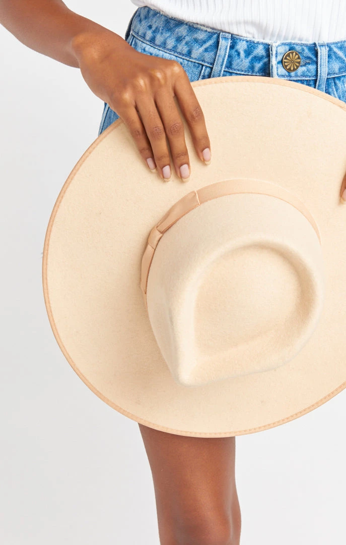 Show Me Your Mumu Lack Of Color Teak Rancher Hat ~ Ivory New Mu 10 Show Me Your Mumu Lack Of Color Teak Rancher Hat ~ Ivory New Mu