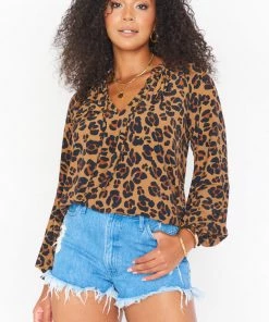 Show Me Your Mumu Charlene Tunic ~ Caramel Cheetah Tops 15 Show Me Your Mumu Charlene Tunic ~ Caramel Cheetah Tops
