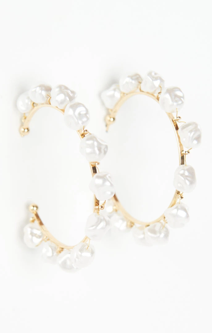 Show Me Your Mumu Sunrise Pearl Hoops ~ Gold 7 Show Me Your Mumu Sunrise Pearl Hoops ~ Gold