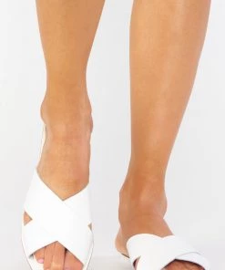 Show Me Your Mumu Seychelles Total Relaxation Sandals ~ White Accessories 8 Show Me Your Mumu Seychelles Total Relaxation Sandals ~ White Accessories