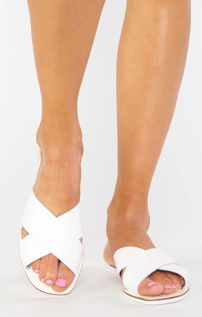 Show Me Your Mumu Seychelles Total Relaxation Sandals ~ White Accessories 5 Show Me Your Mumu Seychelles Total Relaxation Sandals ~ White Accessories