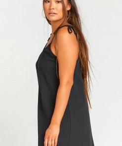 Show Me Your Mumu Throw And Go Tassel Mini Dress ~ Black Crinkle Gauze Maternity 8 Show Me Your Mumu Throw And Go Tassel Mini Dress ~ Black Crinkle Gauze Maternity