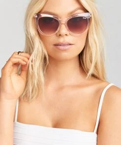 Show Me Your Mumu Quay Australia Steal A Kiss Sunglasses ~ Pink