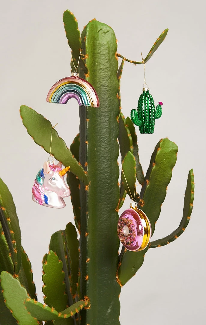 Show Me Your Mumu Sunnylife ~ Rainbow Festive Ornament ~ Multi Color 7 Show Me Your Mumu Sunnylife ~ Rainbow Festive Ornament ~ Multi Color