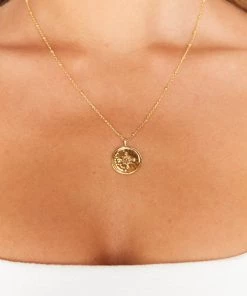 Show Me Your Mumu New Mu Gorjana Compass Coin Necklace ~ 18K Gold Plated 9 Show Me Your Mumu New Mu Gorjana Compass Coin Necklace ~ 18K Gold Plated
