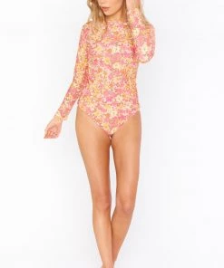 Show Me Your Mumu New Mu Wipeout Rashguard ~ Pretty Poppy