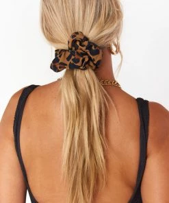Show Me Your Mumu Super Scrunchie ~ Caramel Cheetah New Mu 8 Show Me Your Mumu Super Scrunchie ~ Caramel Cheetah New Mu