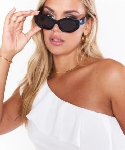 Show Me Your Mumu Banbè Eyewear The Alessandra Sunglasses ~ Black & Smoke New Mu