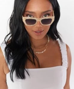 Show Me Your Mumu Banbè Eyewear The Kerr Sunglasses ~ Pearl