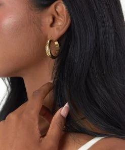 Show Me Your Mumu Gorjana Shawn Statement Earrings ~ Gold 11 Show Me Your Mumu Gorjana Shawn Statement Earrings ~ Gold