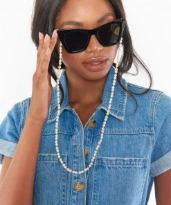 Show Me Your Mumu Accessories Pearl Sunglasses Chain ~ White/Gold