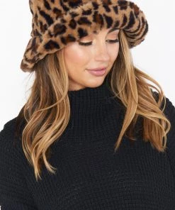 Show Me Your Mumu Kya Furry Bucket Hat ~ Leopard